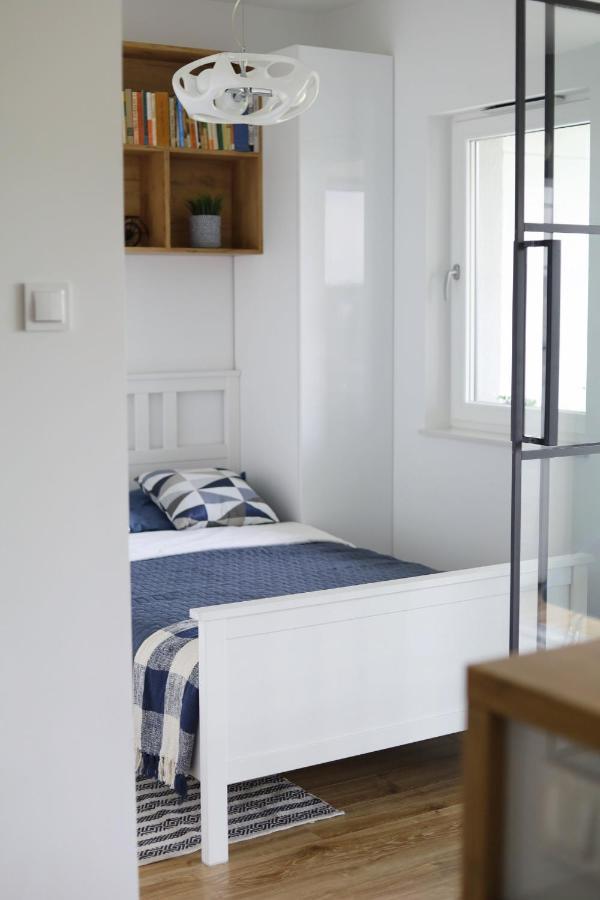 Capital Towers - Apartament Modern Z Widokiem Na Rzeke Rzeszów Kültér fotó